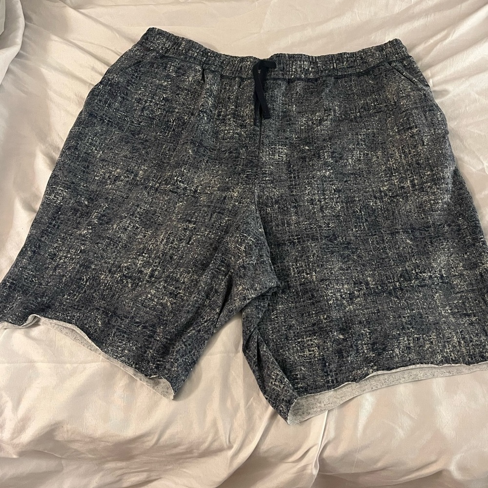 LuLaRoe Jamie Shorts, 2XL, drawstring waist, has pockets
